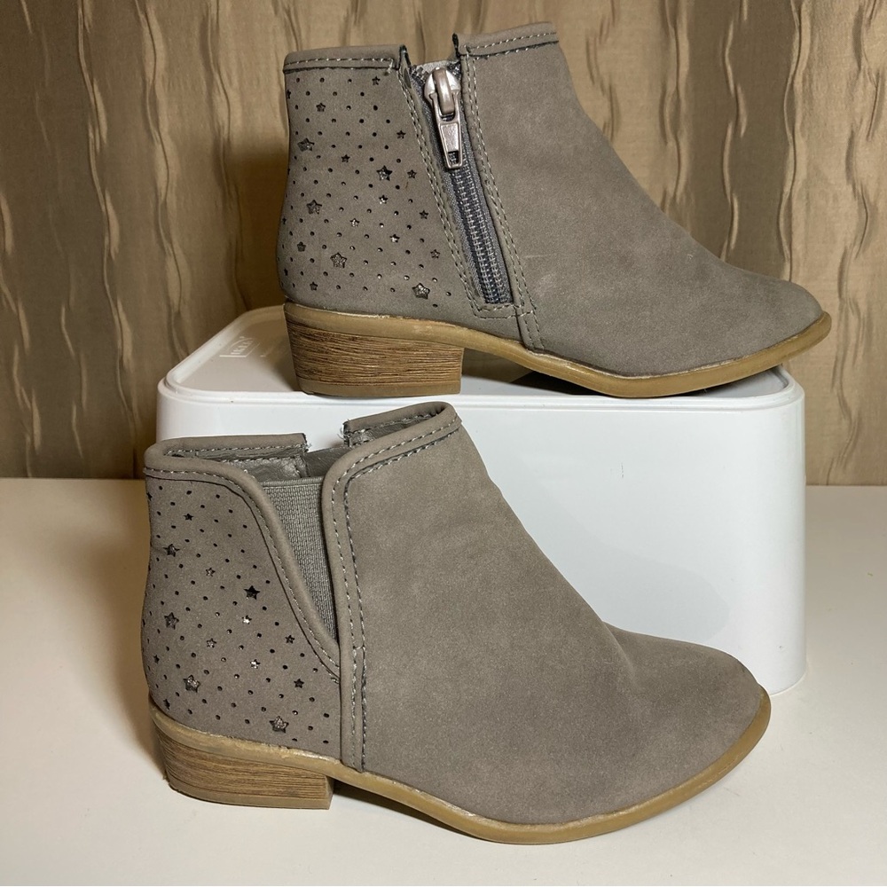 🌺 Wonder Nation Girl's 10 Gray Taupe Star Cutout Sparkle Ankle Boot